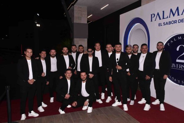 ANIVERSARIO PALMARES 1 revista gente sinaloa 4 Palmarés Mazatlán celebra su segundo aniversario revista gente sinaloa julio lizarraga banda el recodo