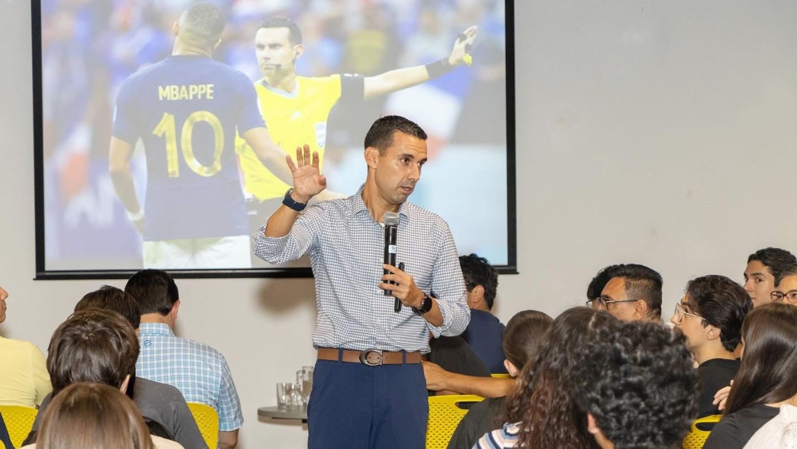 César Arturo Tec Campus 2025 gente sinaloa revista culiacan