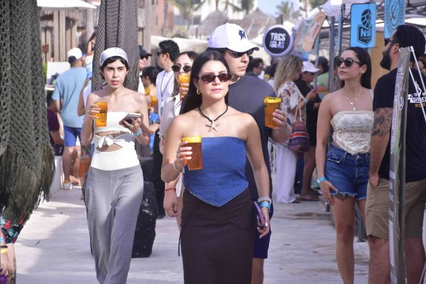 Shekinah celebró la primera fiesta cervecera en Mazatlán revista gente sinaloa cerveza