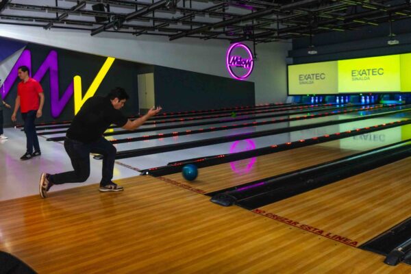 EXATEC Sinaloa torneo de boliche con causa 12