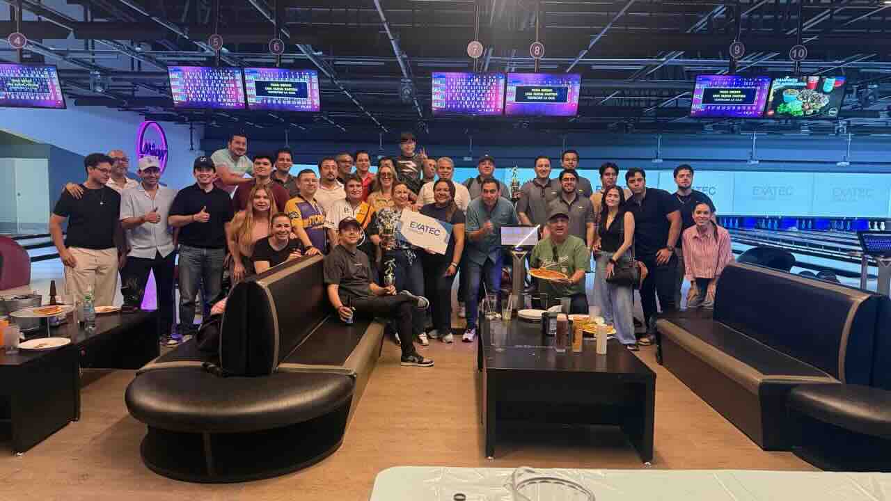 EXATEC Sinaloa realizó su primer Torneo de Boliche con Causa en Culiacán para apoyar el fondo de becas Líderes del Mañana, entre convivencia y espíritu solidario.