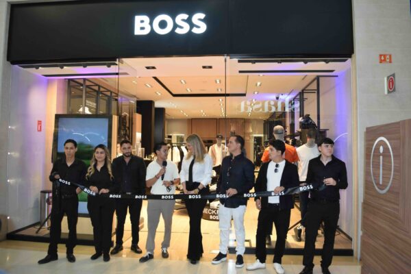 Grupo Zarcosa reabre la tienda BOSS en Galerías Mazatlán con nueva imagen y la colección BECKHAM X BOSS, en un evento exclusivo con música, cóctel y detalles premium.