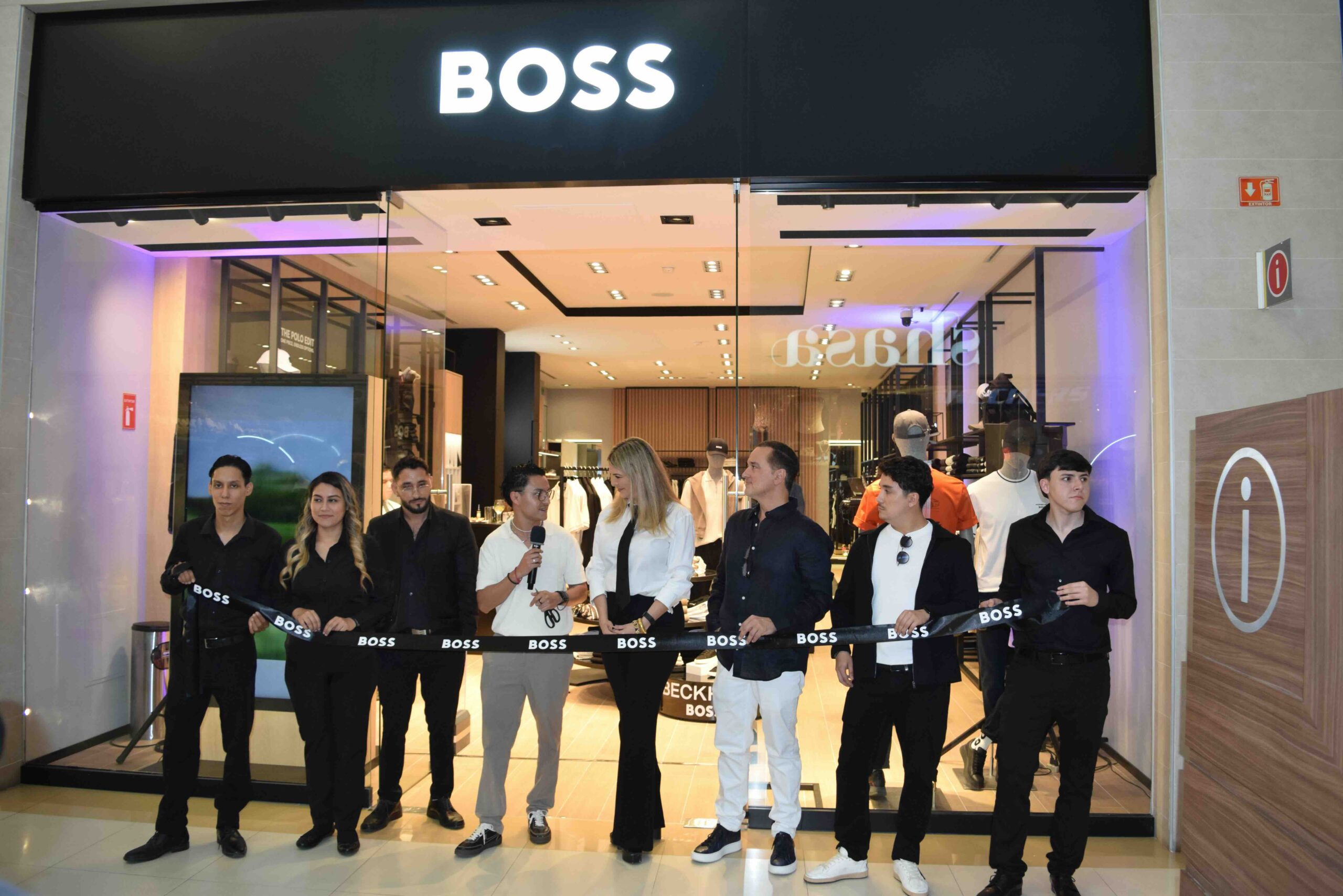 Grupo Zarcosa reabre la tienda BOSS en Galerías Mazatlán con nueva imagen y la colección BECKHAM X BOSS, en un evento exclusivo con música, cóctel y detalles premium.