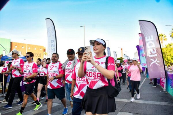 revista gente sinaloa culiacan carrera rosa lucha contra el cancer