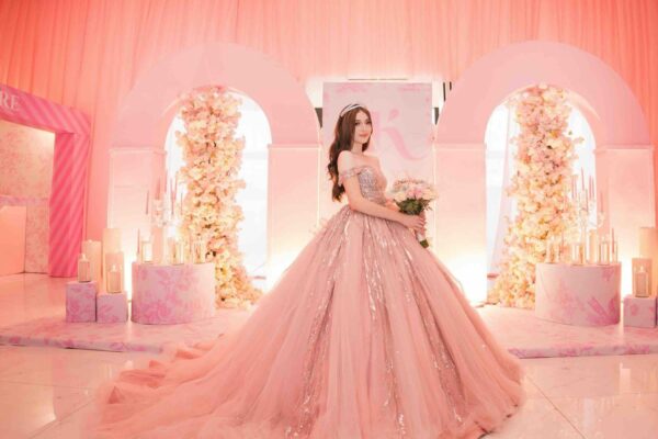 Kristina Álvarez Urrea XV Años revista gente sinaloa