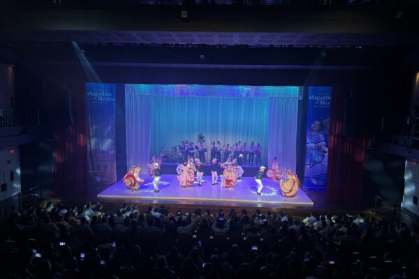 Tec Gala Folklorica gente sinaloa culiacan