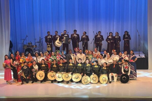 Tec Gala Folklorica gente sinaloa 8