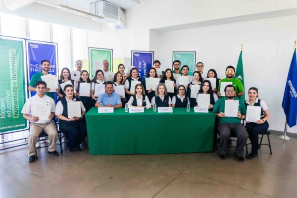 Docentes del Senda reciben orgullosos el certificado TKT Cambridge revista gente