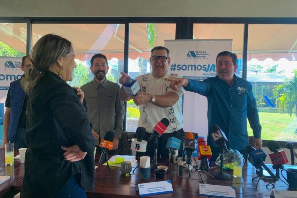 JAP DESAYUNO CON MEDIOS 6