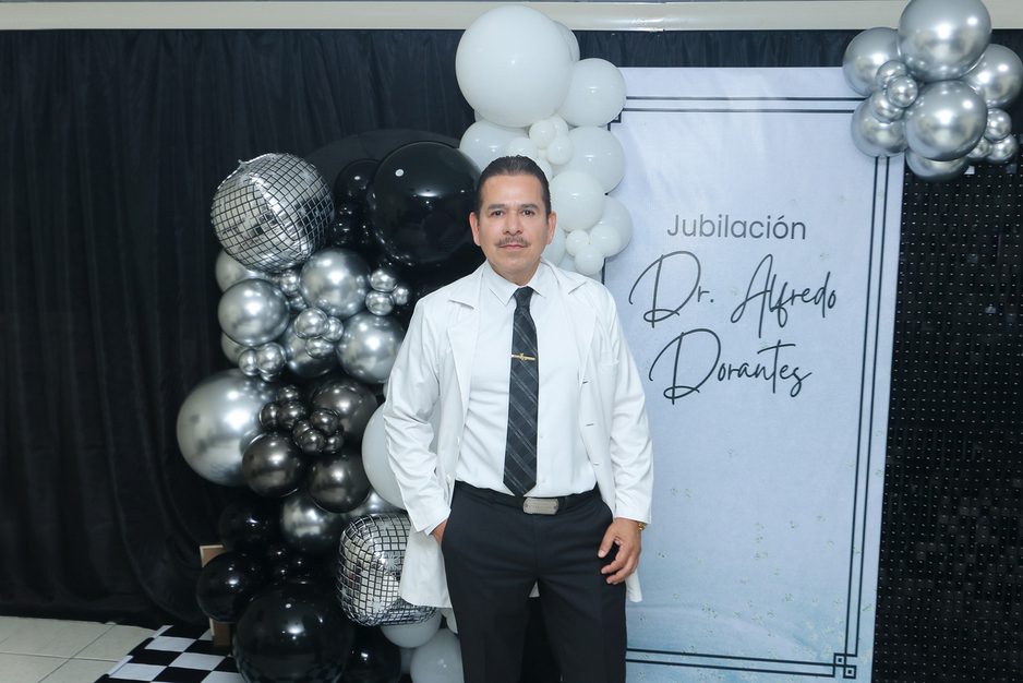 Jubilacion Dr Dorantes Revista Gente Sinaloa