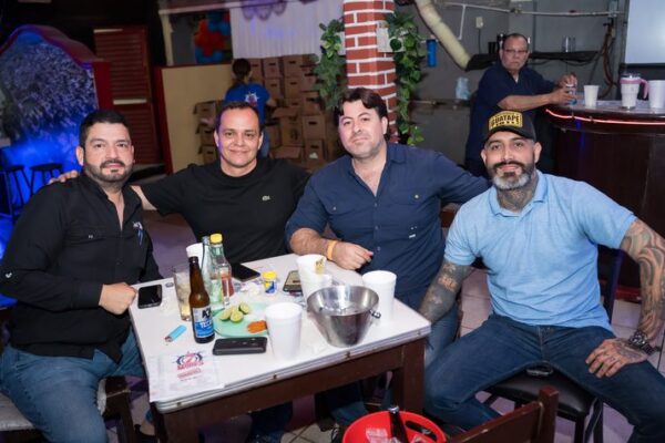 REINAUGURACIÒN BAR 7MARES 10_DSC9661