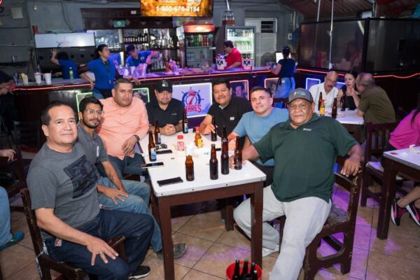 REINAUGURACIÒN BAR 7MARES 4_DSC9641