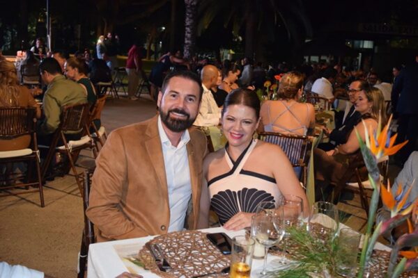 Subasta mazatlan 6 Sergio Rojas y Denisse de Rojas