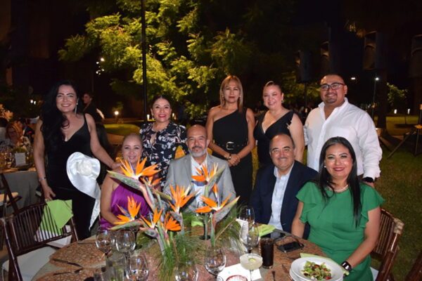 Subasta mazatlan 7 invitados de la cámara de comercio