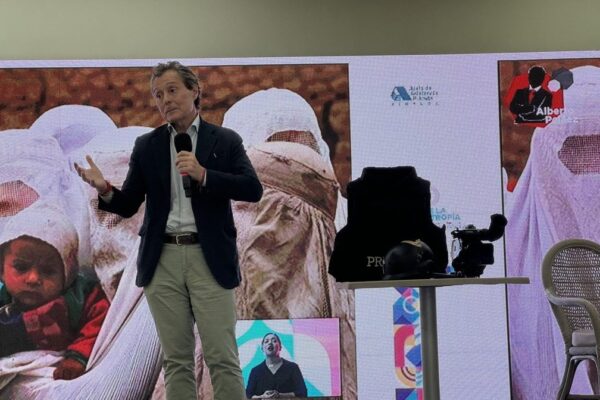 Alberto Peláez en Mazatlán: periodismo, filantropía y el valor de lo positivo revista gente sinaloa