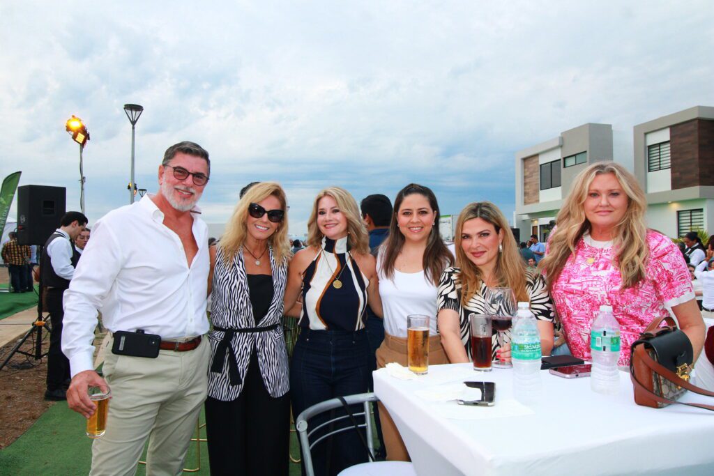 Impulsa Inmuebles inaugura Residencial Veredas en el norte de Mazatlán Gerardo Espinoza de los Monteros, Gaby Hernández, Nathalia Sañudo, Addy Montoya, Lissy Bernal y Nathalie West Impulsa Inmuebles inauguración Residencial Veredas en el norte de Mazatlán impulsa revista gente sinaloa