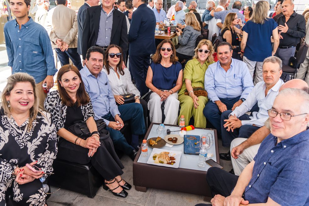 consulado revista gente sinaloa españa 15