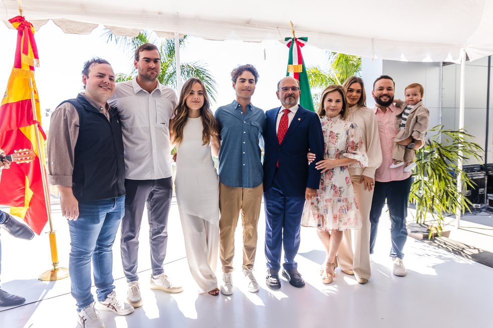 consulado revista gente sinaloa españa 17 José Ignacio de Nicolás Gutiérrez CEO de MAJA Sportswear Cónsul Honorario de España en Sinaloa en Culiacán gente revista