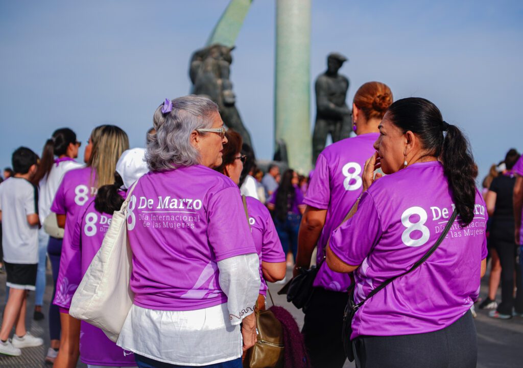 DSC00500 mazatlan 8m sinaloa revista gente lifestyle marcha malecón