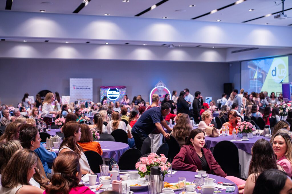 DSC00610 mujeres sin límite mazatlan volumen III 8M