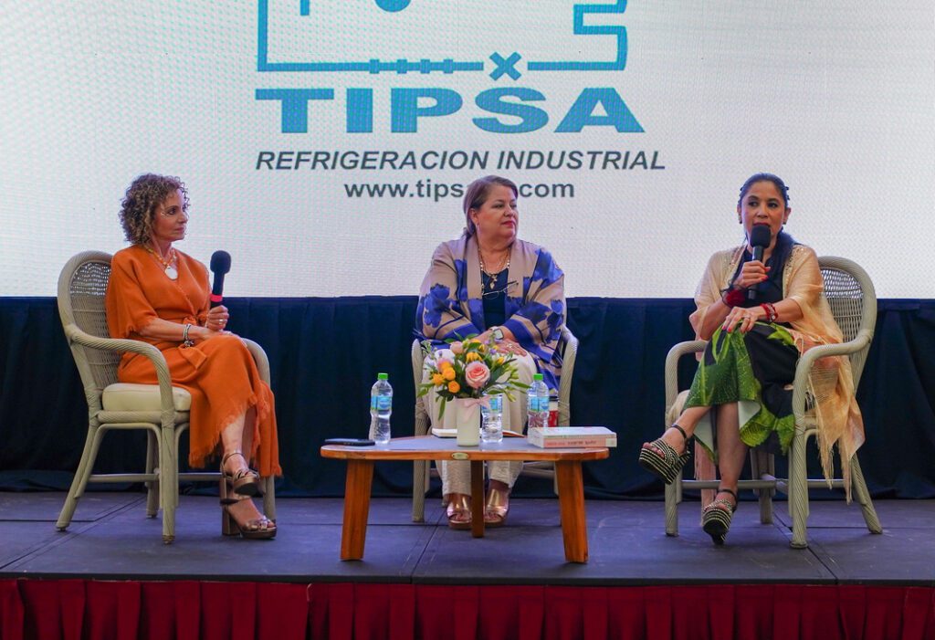 DSC09759 (1) conferencia mapa mazatlán 8m feminismo revista gente sinaloa lifestyle