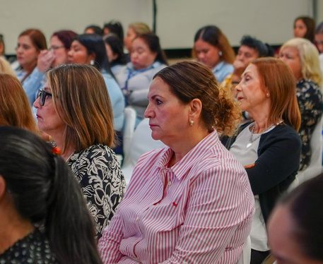 DSC09870 conferencia mapa mazatlán 8m feminismo revista gente sinaloa lifestyle