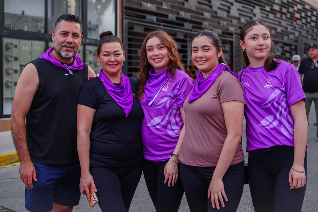 Enrique, Fabiola, Daniela, Ximena y Regin mazatlan 8m sinaloa revista gente lifestyle marcha malecón