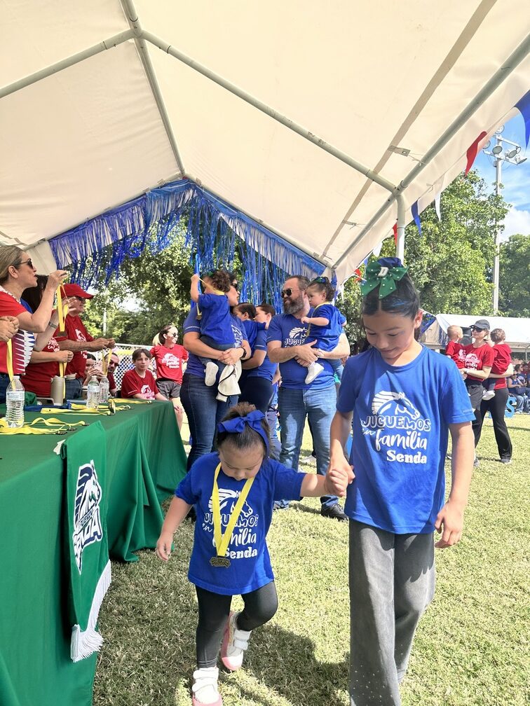 IMG_9605 Rojos y azules revista gente 2026 sinaloa culiacan