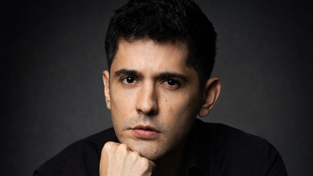 adrián varela cantante