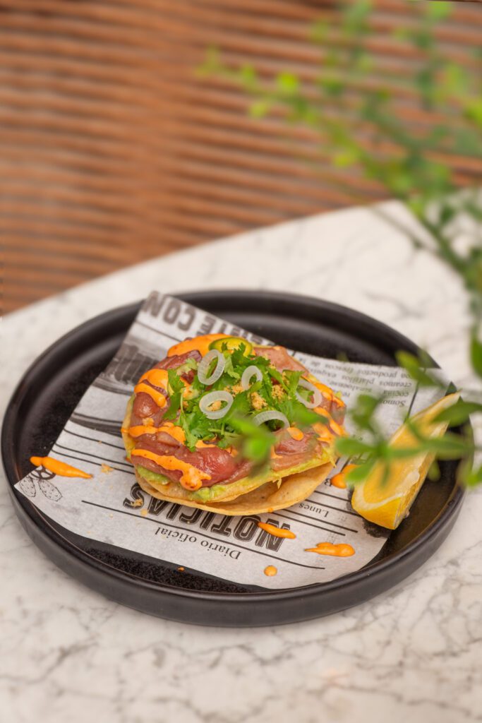 Tostada de atún fresco Humaya nuevos platillos desayunos revista gente sinaloa culiacán